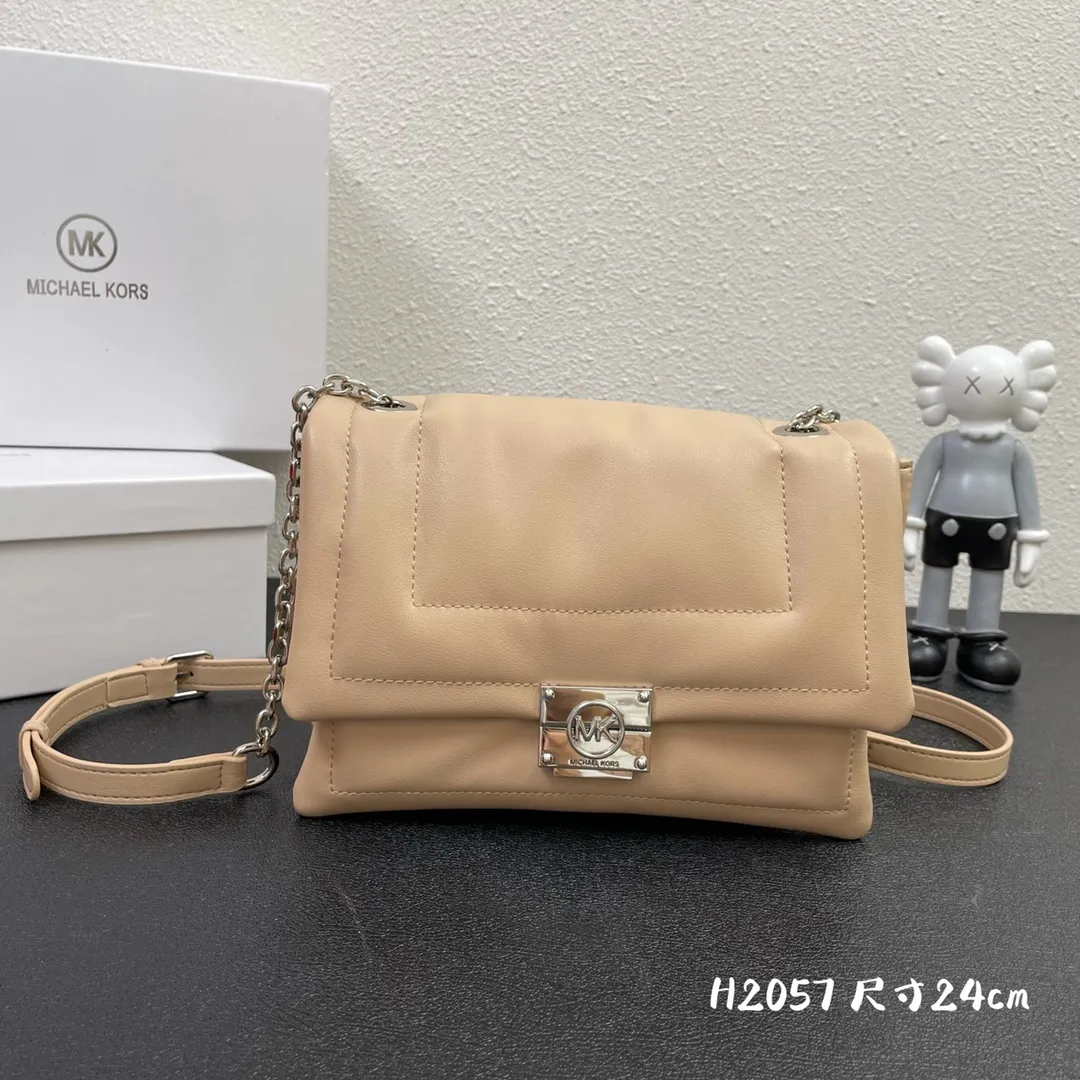 All categories Official website "Brand Women's Bags" Women's Bags 💙 MK replica MK, fine imitation MK bags, MK handbags, 2023 official latest version MK cowhide crossbody bag, bag factory, original material, size: 23-16-8CM